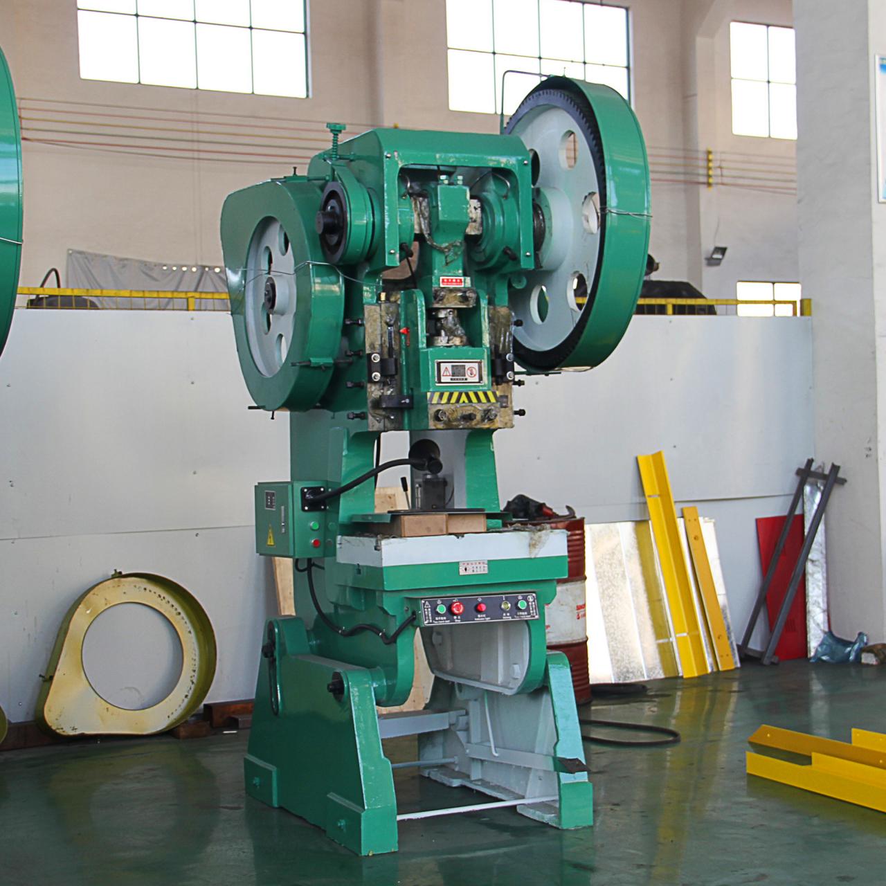 Màquina de perforació d'alta velocitat amb alimentador automàtic de mini CNC de 10 tones