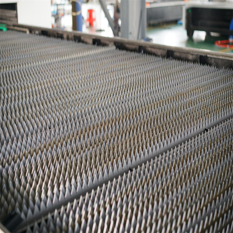 Màquina de tall làser de fibra 1000 2000 3000w per acer coure alumini