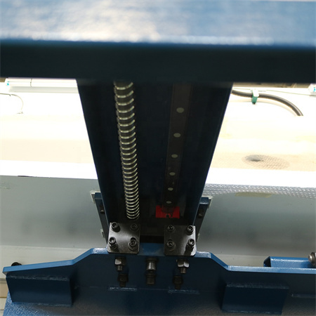 4 * 2500 mini màquina de tall de xapa de metall CNC / màquina de tall de guillotina per a tall de plaques