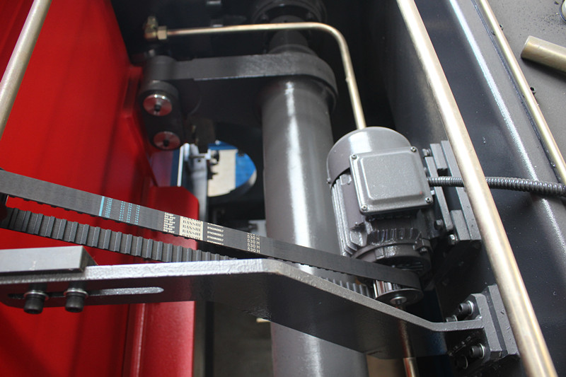 Màquina de fre de premsa hidràulica CNC, màquina de doblegar d'acer al carboni totalment automàtica