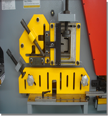 Màquina de perforació de tall d'angle de placa d'acer Ferreteria hidràulica en venda